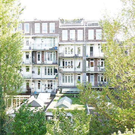 Onefam Amstel Hostel Amsterdam Exterior photo
