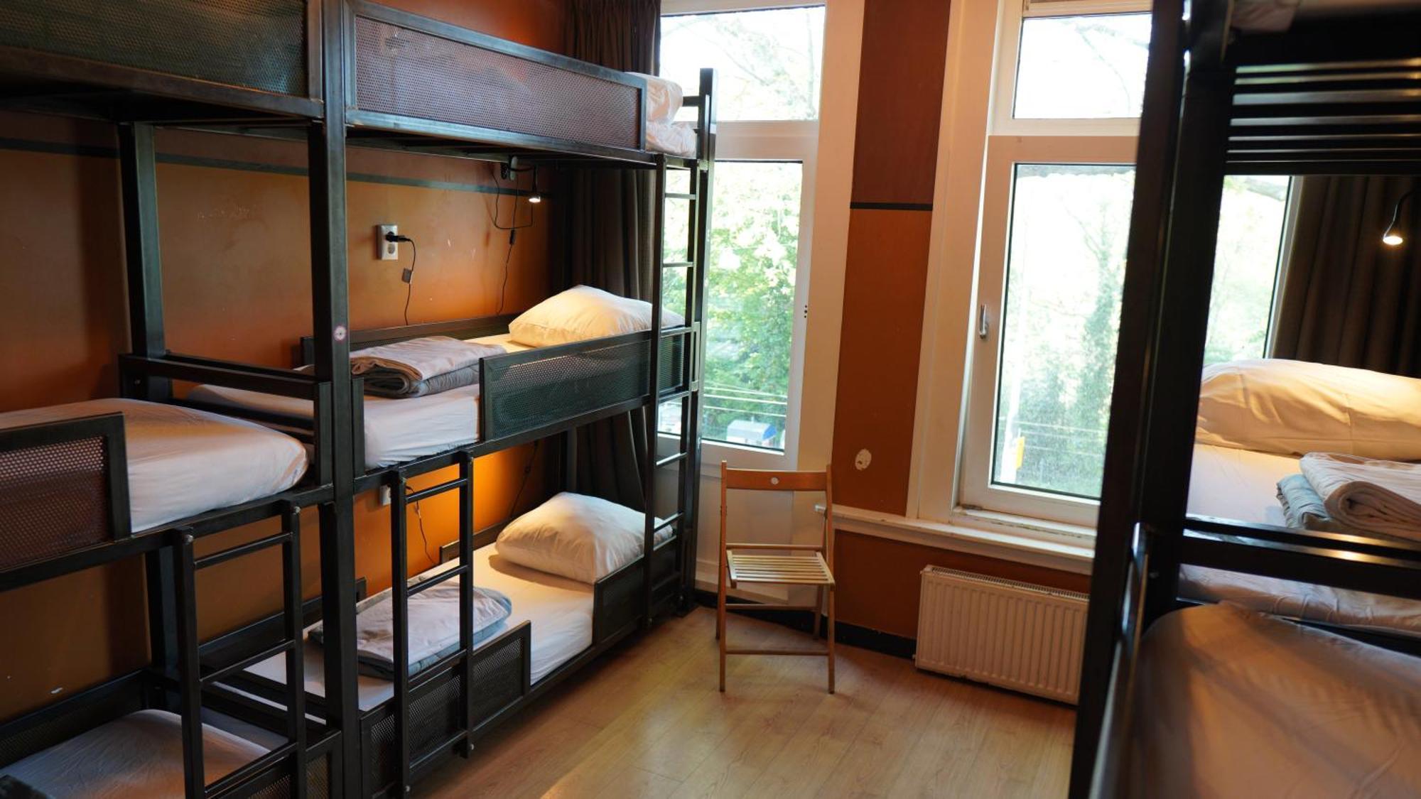 Onefam Amstel Hostel Amsterdam Exterior photo